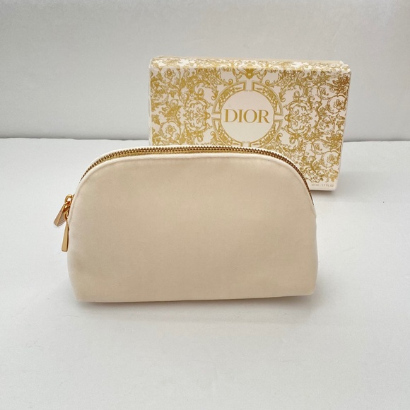 Christian Dior Gold Embroidered CD White Cosmetic Pouch Bag - Picture 6 of 8